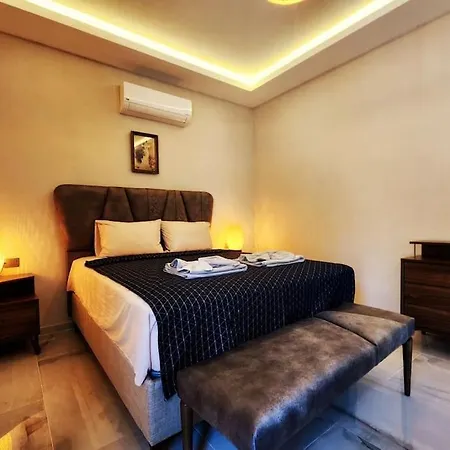 Lux In Nature Ekolia ヴィラ